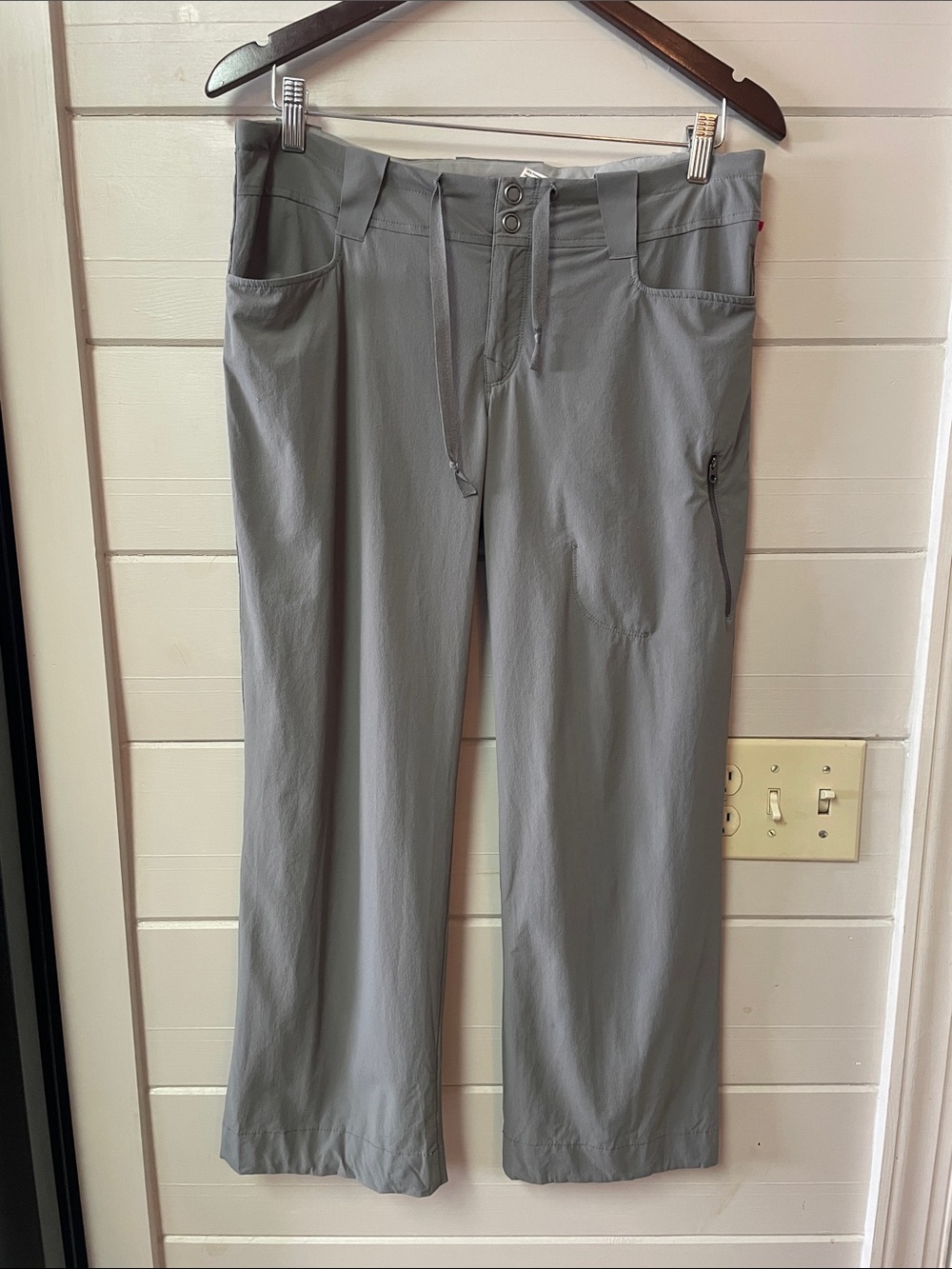 Outdoor Research Women’s Ferrosi Nylon Pants Size 6L.